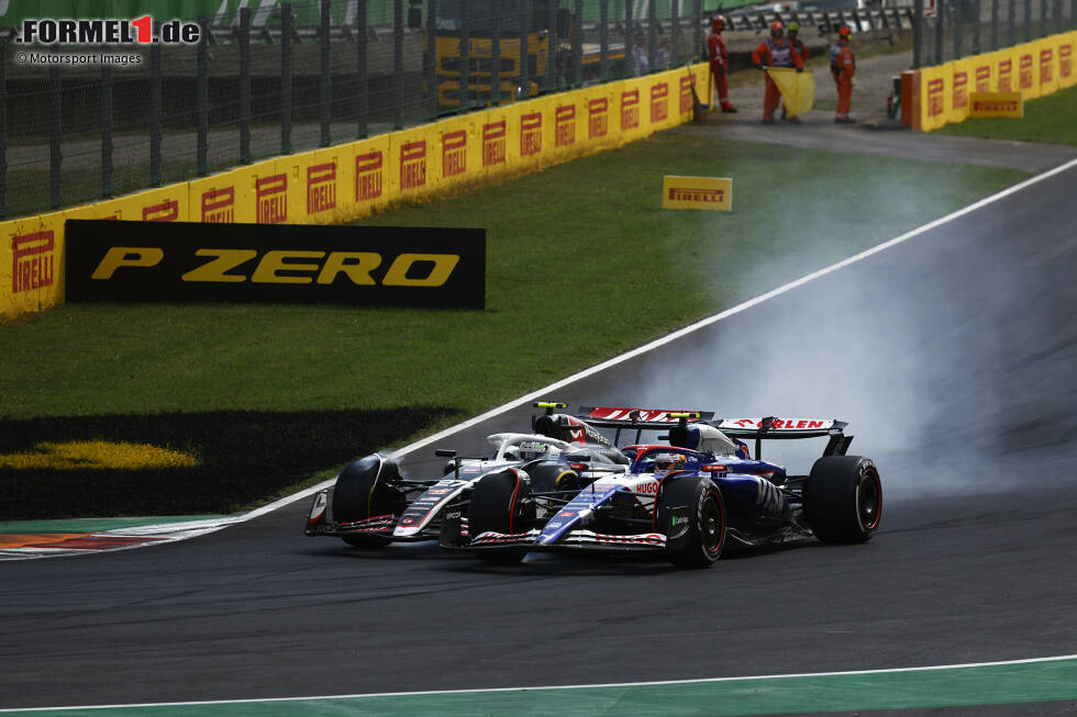 Foto zur News: Nico Hülkenberg (Haas) und Yuki Tsunoda (Racing Bulls)