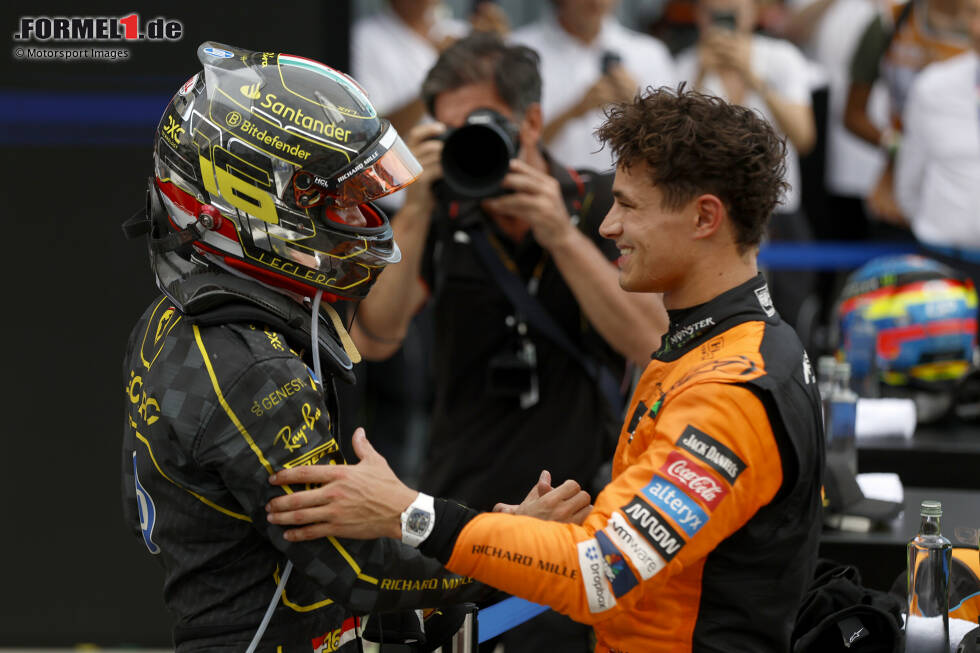 Foto zur News: Charles Leclerc (Ferrari) und Lando Norris (McLaren)