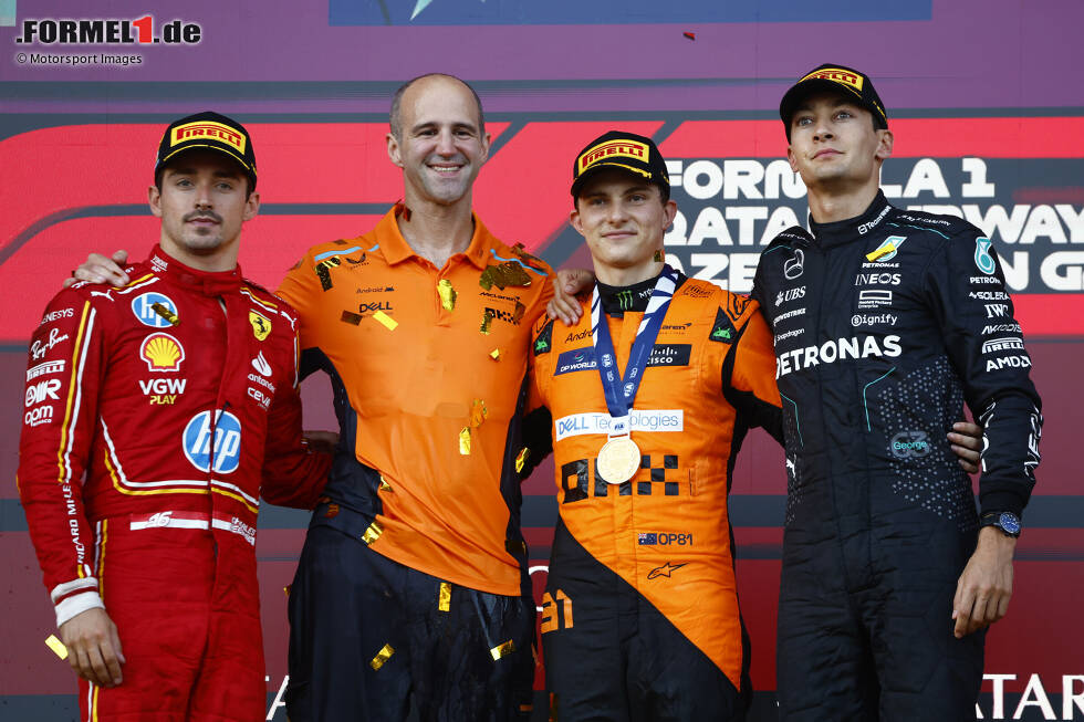 Foto zur News: Oscar Piastri (McLaren), Charles Leclerc (Ferrari) und George Russell (Mercedes)