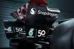 Foto zur News: Mercedes W15 mit Petronas-Sonderdesign für Singapur 2024