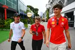 Foto zur News: Andrea Kimi Antonelli (Mercedes) und Oliver Bearman (Ferrari)