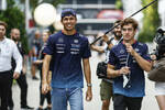 Foto zur News: Alexander Albon (Williams) und Franco Colapinto (Williams)