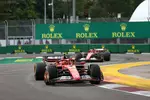 Foto zur News: Carlos Sainz (Ferrari) und Charles Leclerc (Ferrari)