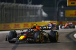 Foto zur News: Sergio Perez (Red Bull)