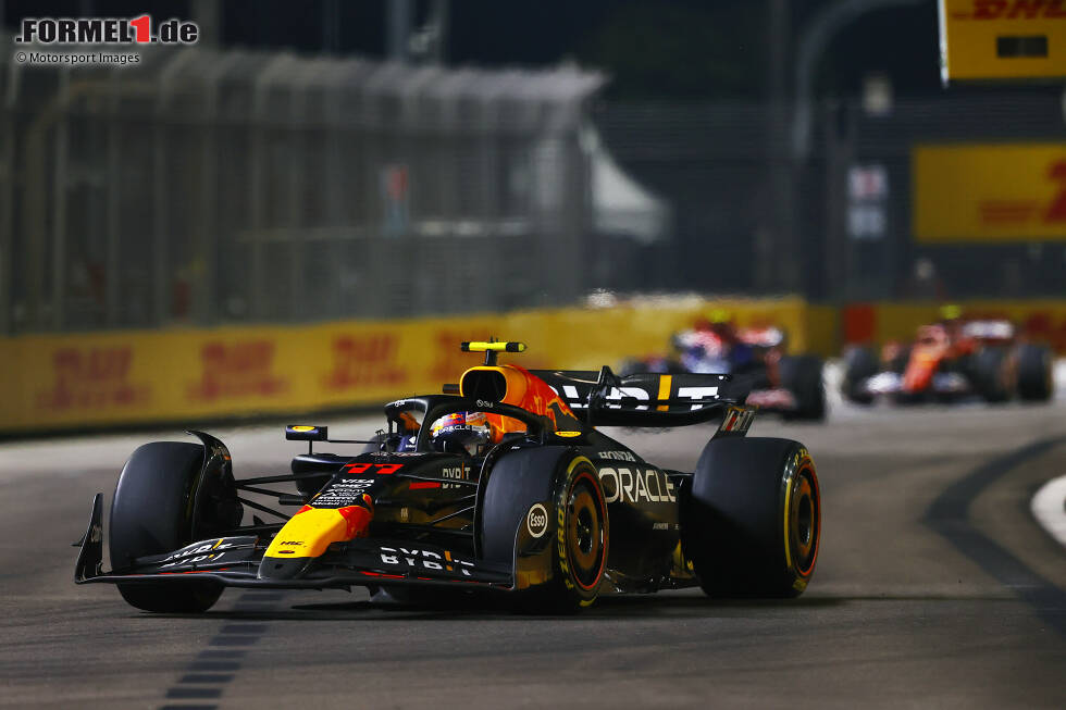 Foto zur News: Sergio Perez (Red Bull)