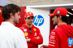 Foto zur News: Charles Leclerc (Ferrari) und Carlos Sainz (Ferrari)