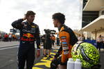 Foto zur News: Max Verstappen (Red Bull) und Lando Norris (McLaren)