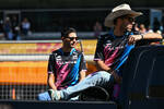 Foto zur News: Pierre Gasly (Alpine) und Esteban Ocon (Alpine)