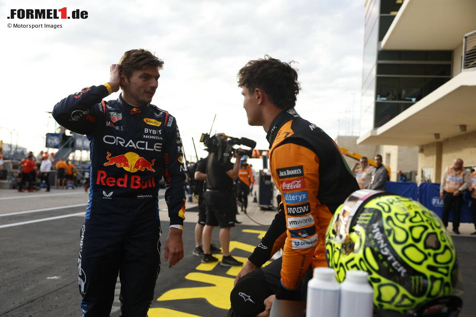 Foto zur News: Max Verstappen (Red Bull) und Lando Norris (McLaren)