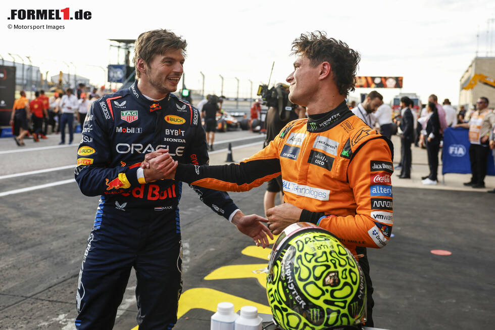 Foto zur News: Max Verstappen (Red Bull) und Lando Norris (McLaren)