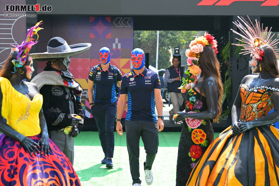 Foto zur News: Sergio Perez (Red Bull)