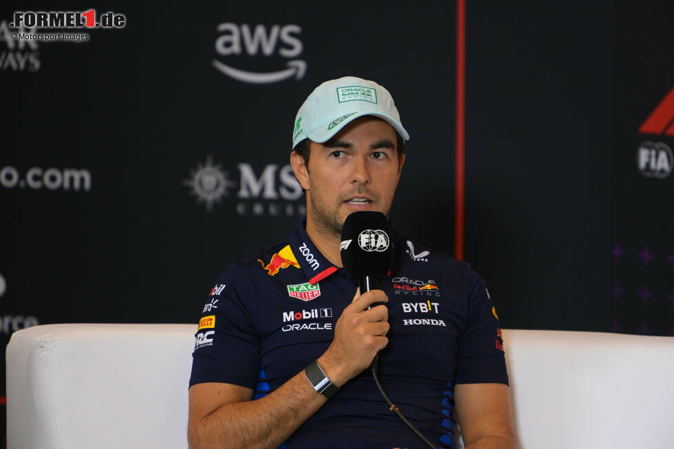 Foto zur News: Sergio Perez (Red Bull)