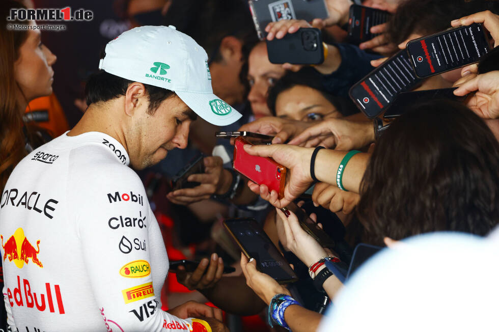 Foto zur News: Sergio Perez (Red Bull)