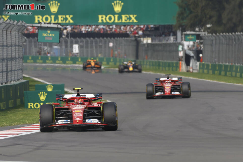 Foto zur News: Carlos Sainz (Ferrari), Charles Leclerc (Ferrari), Max Verstappen (Red Bull) und Lando Norris (McLaren)