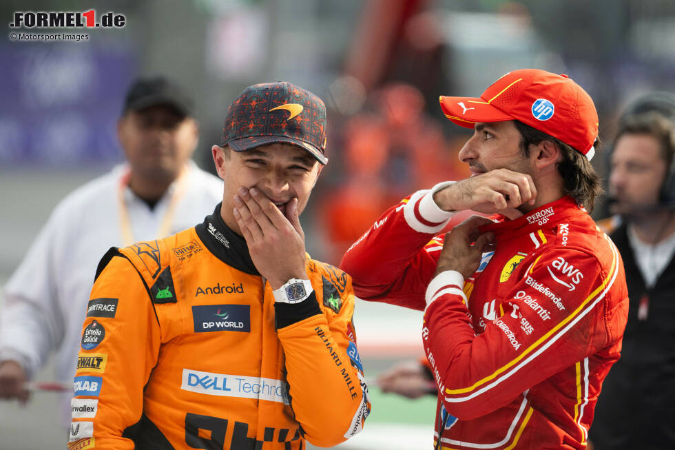 Foto zur News: Lando Norris (McLaren) und Carlos Sainz (Ferrari)