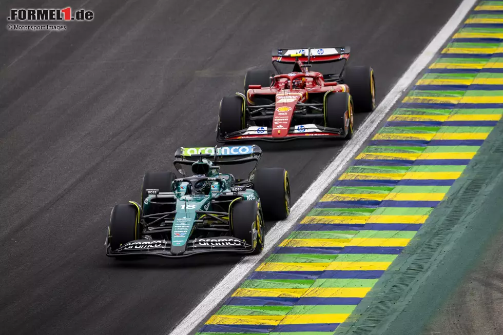 Foto zur News: Lance Stroll (Aston Martin) und Carlos Sainz (Ferrari)