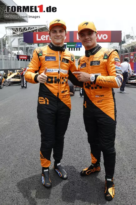 Foto zur News: Oscar Piastri (McLaren) und Lando Norris (McLaren)