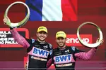 Foto zur News: Esteban Ocon (Alpine) und Pierre Gasly (Alpine)