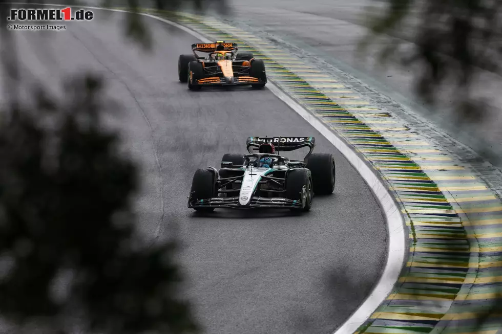 Foto zur News: George Russell (Mercedes) und Lando Norris (McLaren)