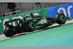 Foto zur News: Guanyu Zhou (Sauber)