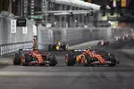 Foto zur News: Carlos Sainz (Ferrari) und Charles Leclerc (Ferrari)