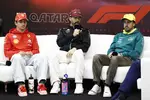 Foto zur News: Charles Leclerc (Ferrari), Pierre Gasly (Alpine) und Fernando Alonso (Aston Martin)