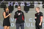 Foto zur News: Nico Hülkenberg (Haas) und Kevin Magnussen (Haas)