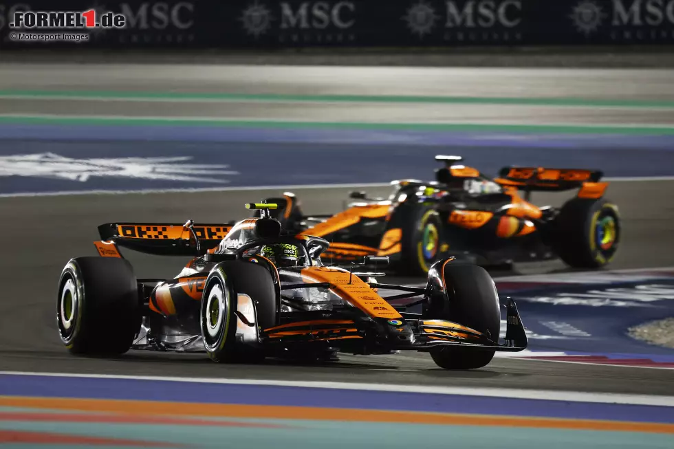 Foto zur News: Lando Norris (McLaren) und Oscar Piastri (McLaren)