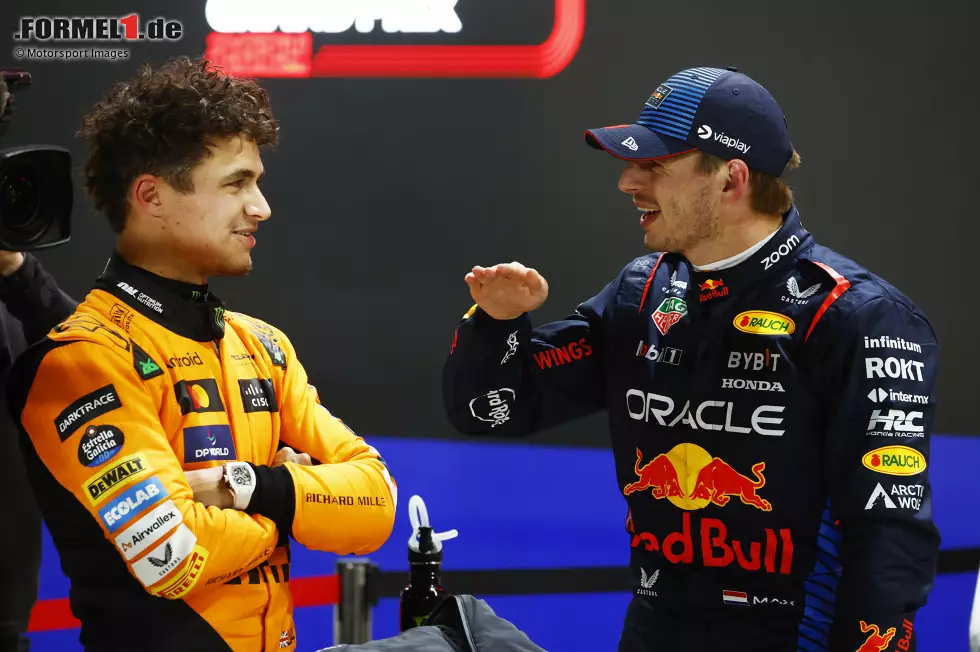 Foto zur News: Max Verstappen (Red Bull) und Lando Norris (McLaren)