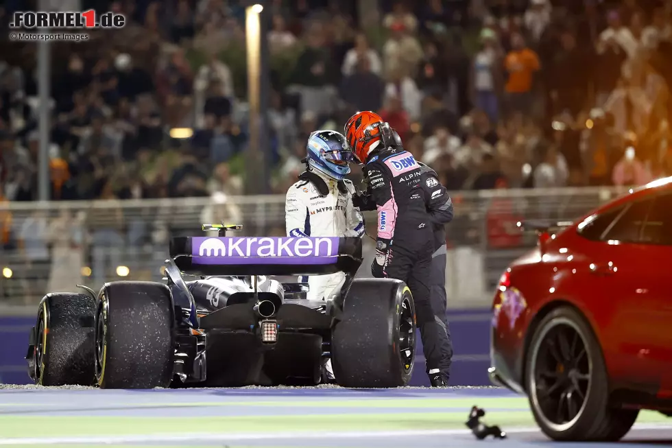 Foto zur News: Esteban Ocon (Alpine) und Franco Colapinto (Williams)