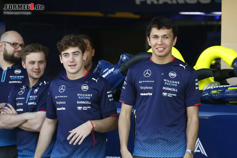 Foto zur News: Alexander Albon (Williams) und Franco Colapinto (Williams)