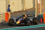 Foto zur News: Sergio Perez (Red Bull)