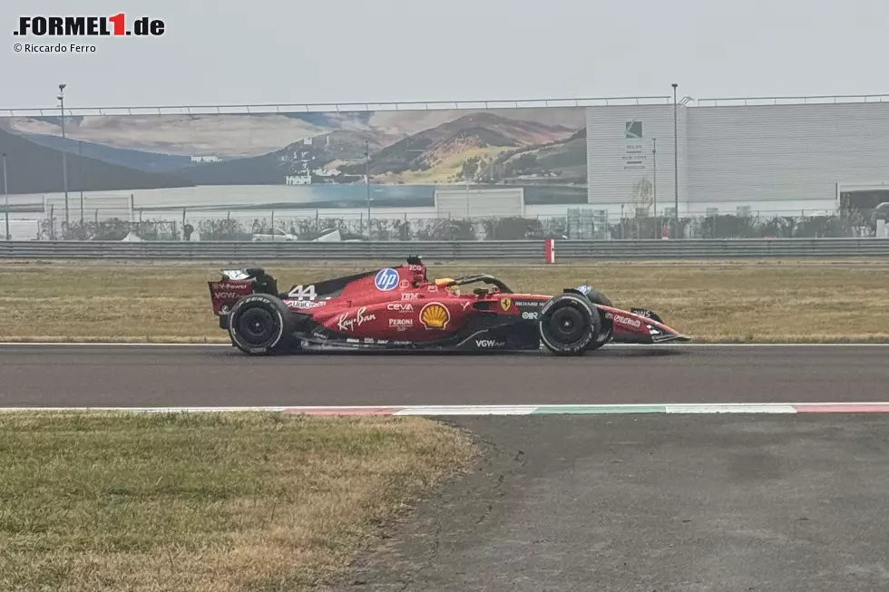 Foto zur News: Lewis Hamilton (Ferrari)