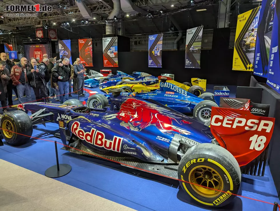 Foto zur News: Formel-1-Autos bei Retromobile 2025