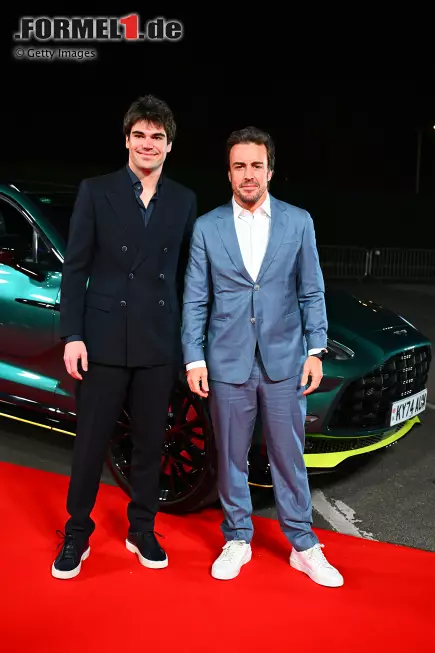 Foto zur News: Lance Stroll (Aston Martin) und Fernando Alonso (Aston Martin)