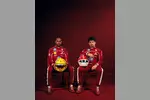 Foto zur News: Lewis Hamilton (Ferrari) und Charles Leclerc (Ferrari)