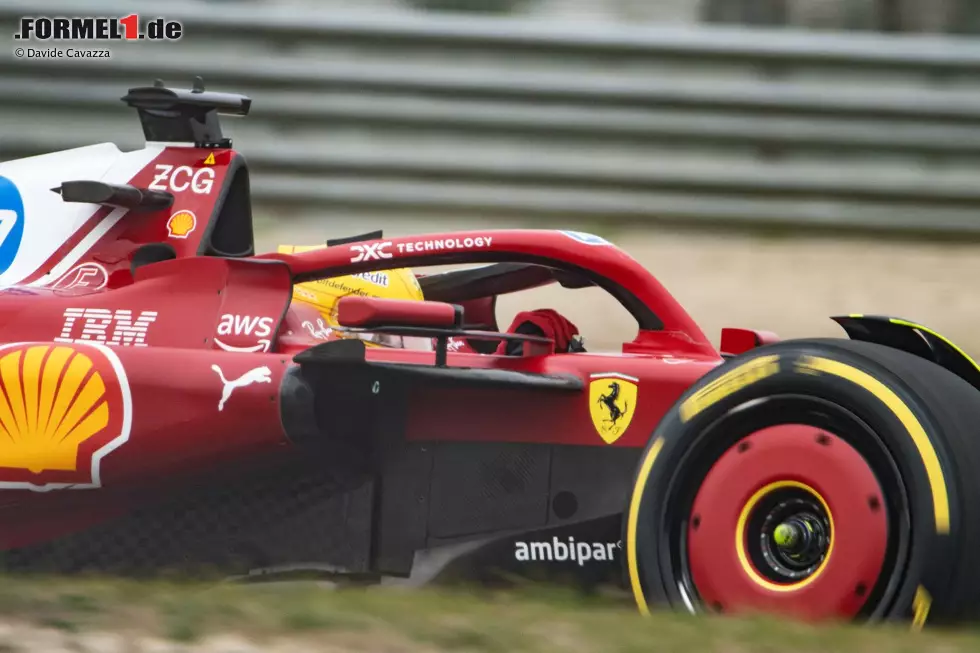 Foto zur News: Lewis Hamilton (Ferrari)