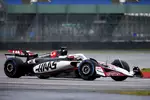 Foto zur News: Esteban Ocon (Haas)