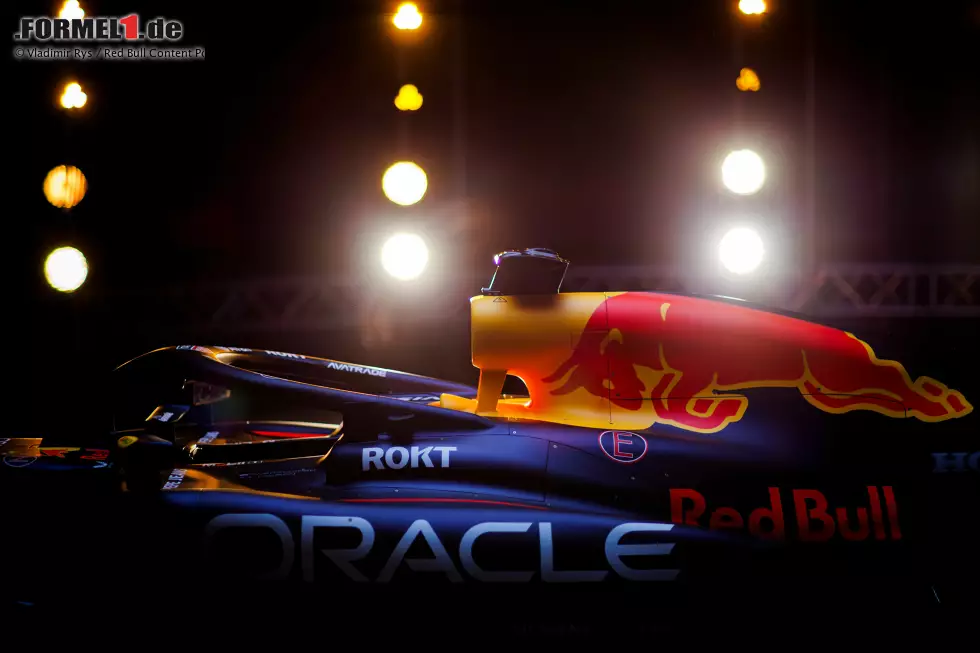 Foto zur News: Der neue Red Bull RB21 für die Saison 2025