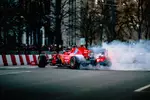 Foto zur News: Charles Leclerc bei einem Ferrari-Event in Mailand