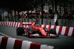 Foto zur News: Charles Leclerc bei einem Ferrari-Event in Mailand