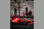 Foto zur News: Charles Leclerc bei einem Ferrari-Event in Mailand