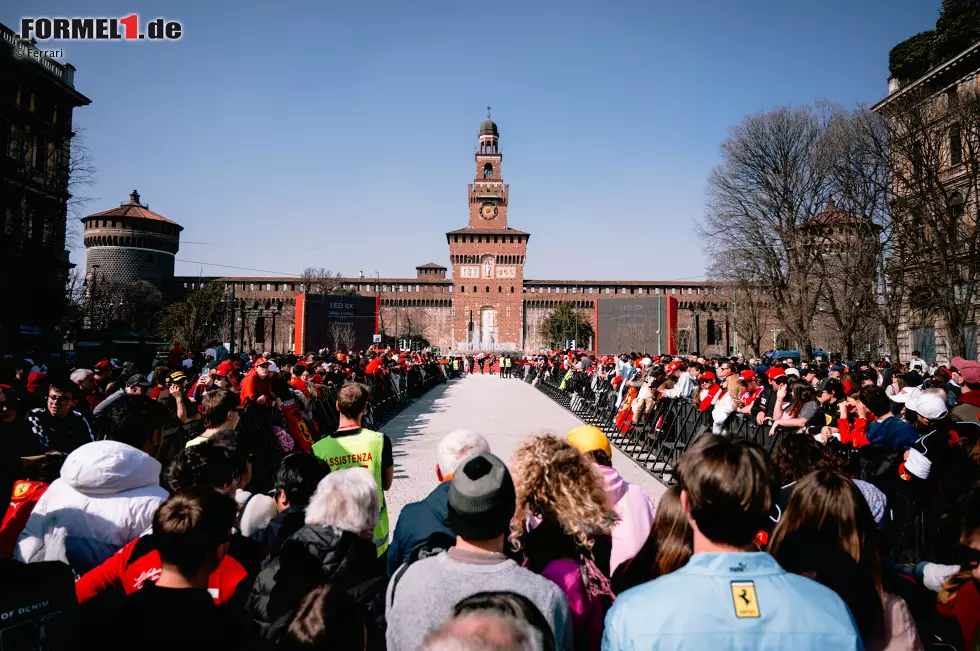 Foto zur News: Ferrari-Event in Mailand