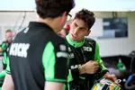 Foto zur News: Gabriel Bortoleto (Sauber) und Mattia Binotto