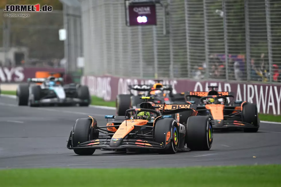 Foto zur News: Lando Norris (McLaren) und Oscar Piastri (McLaren)