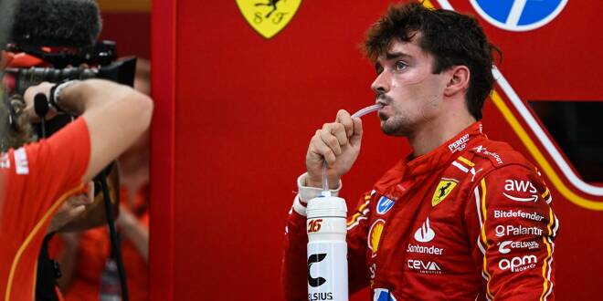 Foto zur News: Leclerc und Ferrari droht Ärger!