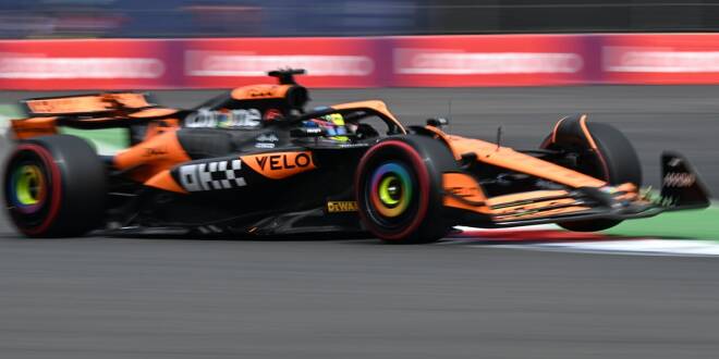 Foto zur News: McLaren Favorit für das Qualifying