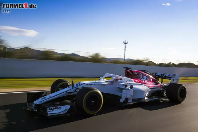 Foto zur News: Mit neuer Führung und neuem Sponsoring startet Sauber 2018 nach Jahren im sportlichen Nirgendwo wieder durch. Doch der Name Sauber hat ausgedient: Im Februar 2019 wird das Team endgültig in Alfa Romeo Racing umbenannt.