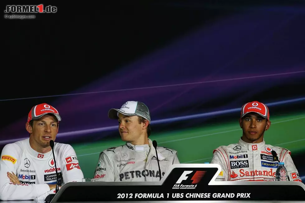 Foto zur News: The Guardian (Großbritannien): &quot;Der brillante China-Grand-Prix verspricht eine hochspannende Formel-1-Saison. Underdogs an der Spitze, frühere Champions kämpfen um die hinteren Plätze? Möge dieser ungewöhnliche Zustand noch lange andauern. Rosberg verteidigte die Führung am Start und geriet auf seiner gemütlichen Fahrt nie mehr in Gefahr. Ein wenig Glück gehörte auch dazu: Jenson Button sah lange Zeit wie ein starker Herausforderer aus, doch Probleme in der Box warfen ihn zurück. Die wichtige Erkenntnis des Rennens: Nico Rosberg versteht es, eine Kombination aus Geschwindigkeit und Präzision über die volle Renndistanz zu durchzuhalten.&quot;