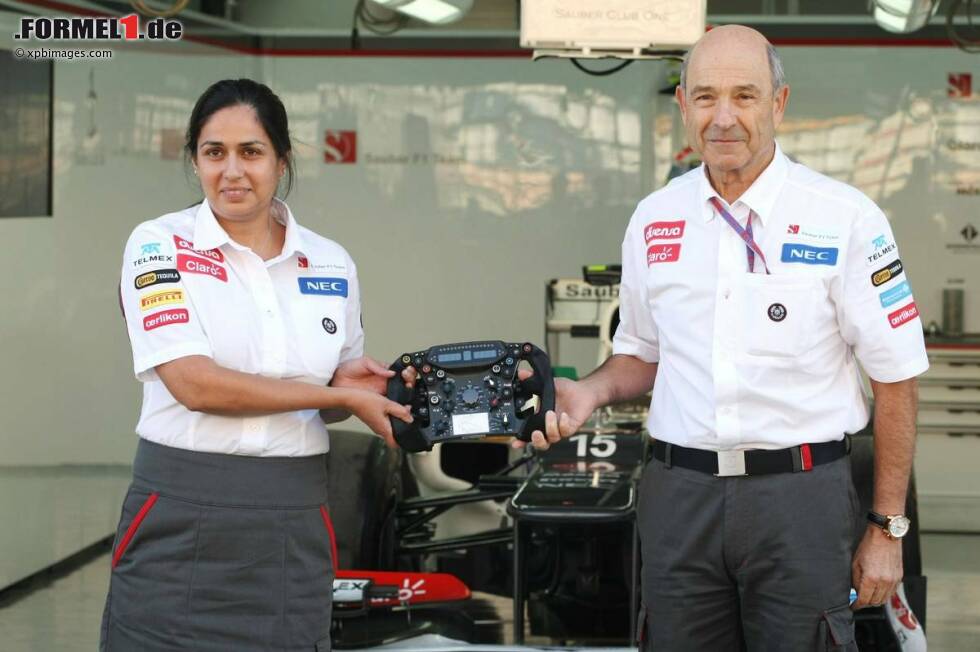 Foto zur News: Monisha Kaltenborn war schon als kleines Mädchen in Indien von den Rallye-Autos in der Nähe ihrer Heimat fasziniert, doch dass sie eines Tages die erste Teamchefin der Formel 1 werden würde, hätte die Österreicherin wohl nie erwartet. Die gelernte Juristin kümmerte sich beim Liechtensteiner Vermögensverwalter Fritz Kaiser um die Agenden von Peter Sauber, der sie 2000 nach Hinwil holte und ihr 2001 einen Sitz in der Geschäftsführung gab. Spätestens seit dem BMW-Ausstieg ist Kaltenborn eine der Schlüsselfiguren bei Sauber - und seit 2012 auch offiziell Teamchefin.